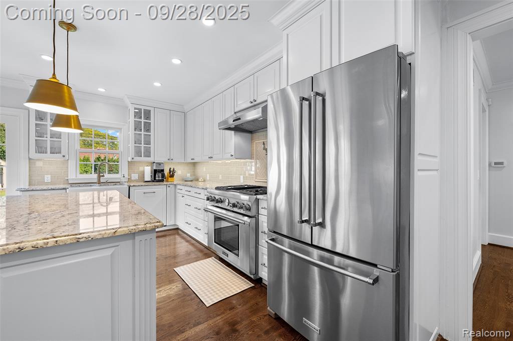 4402 Arlington Drive, Royal Oak, MI 48073 — Photo 16
