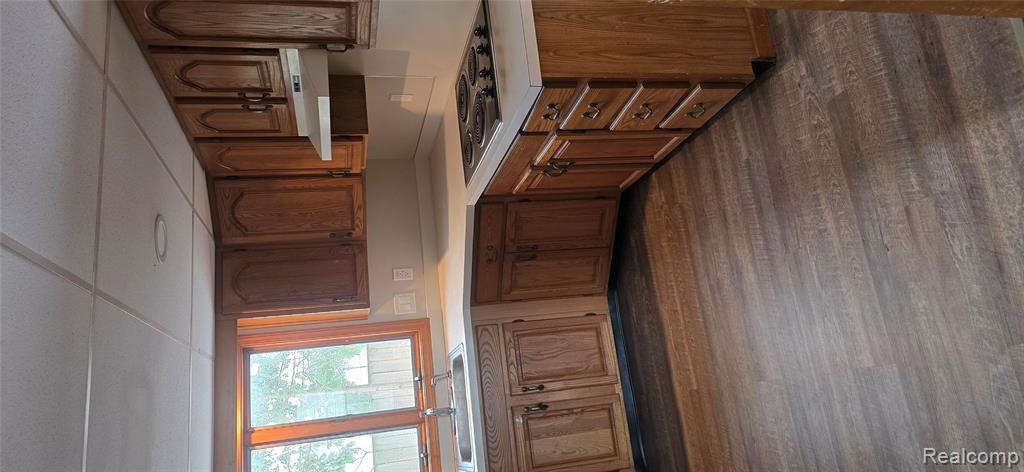 517 Fitzhugh Street, Midland, MI 48640 — Photo 6