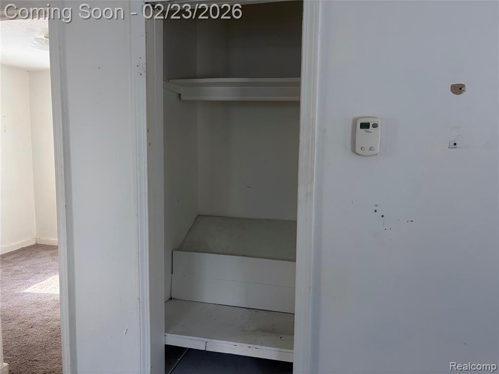 95 W Beverly Avenue, Pontiac, MI 48340 — Photo 11