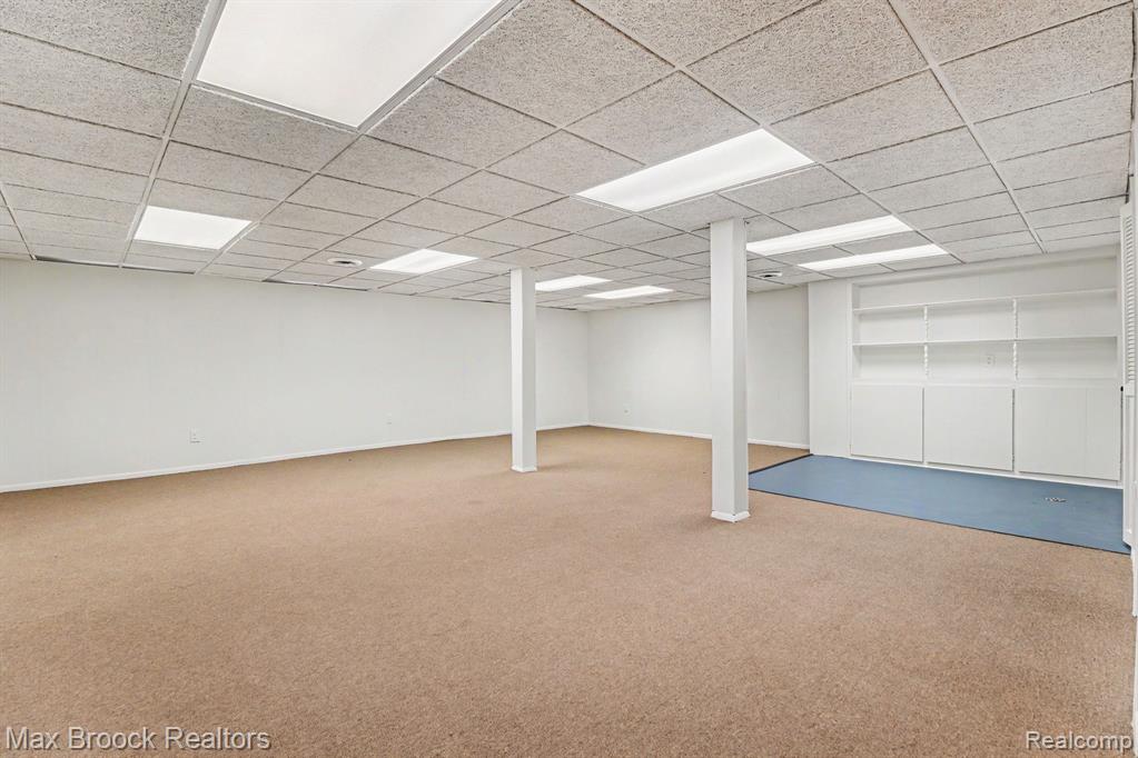 2808 Donegal Drive, Troy, MI 48098 — Photo 29