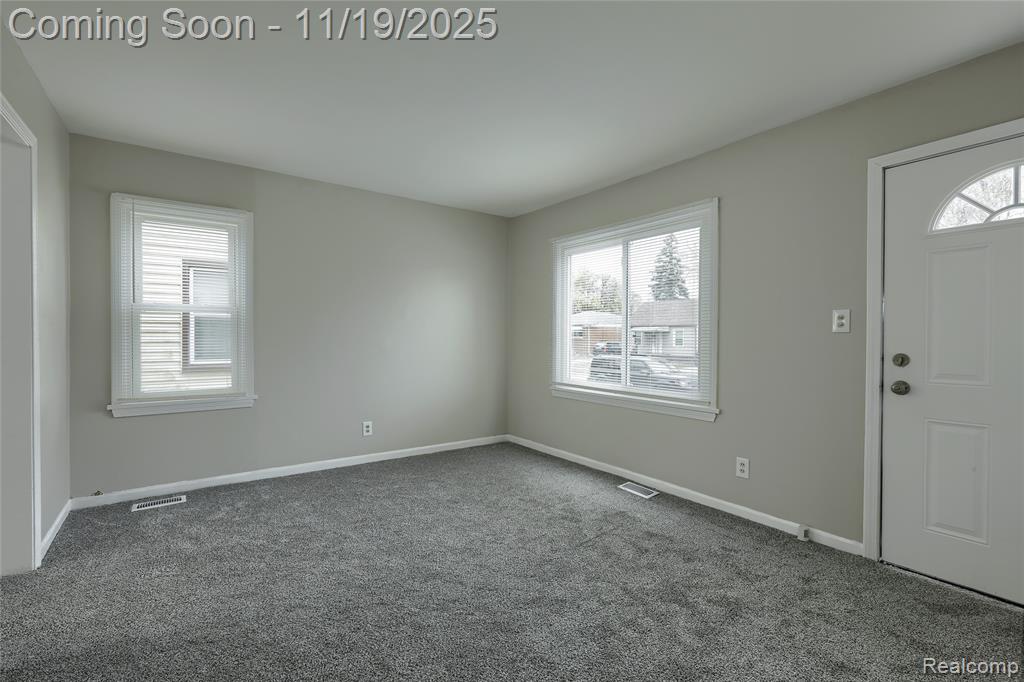 7044 Westminster Avenue, Warren, MI 48091 — Photo 5