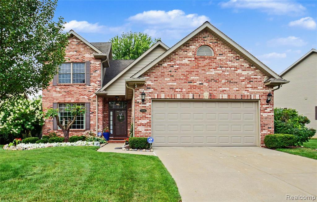 13048 Harbor Landings Drive, Fenton, MI 48430