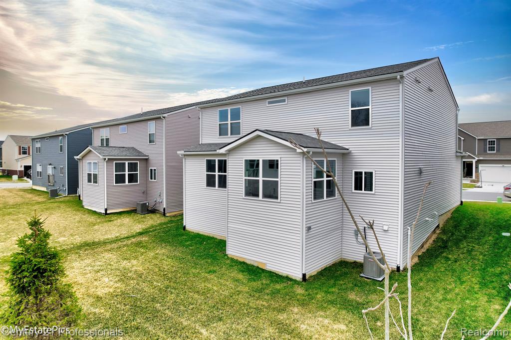 6044 FIELDSTONE Circle, South Lyon, MI 48178 — Photo 59