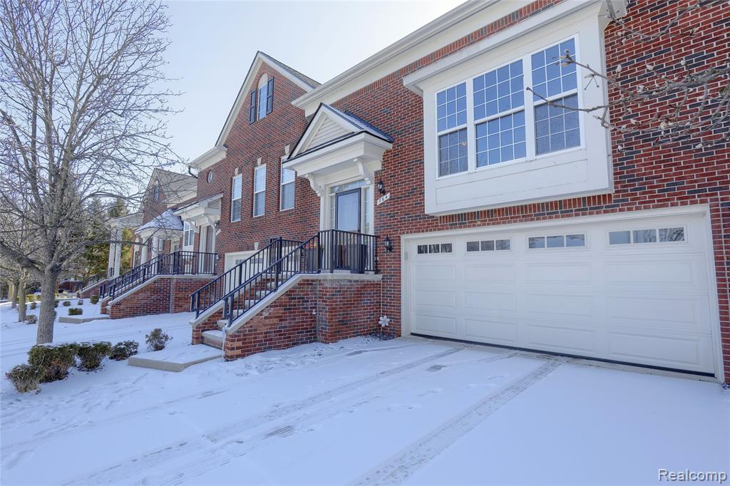 764 Red Run Drive, 34, Troy, MI 48085 — front exterior