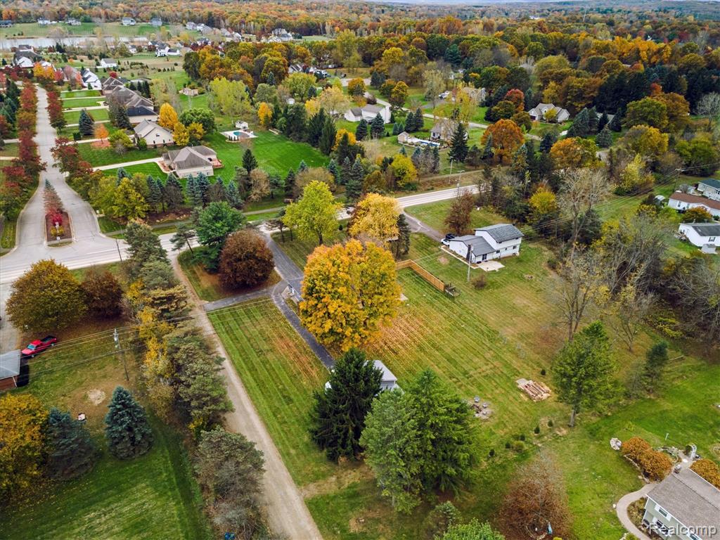 5100 Oak Hill Road, Clarkston, MI 48348 — Photo 46