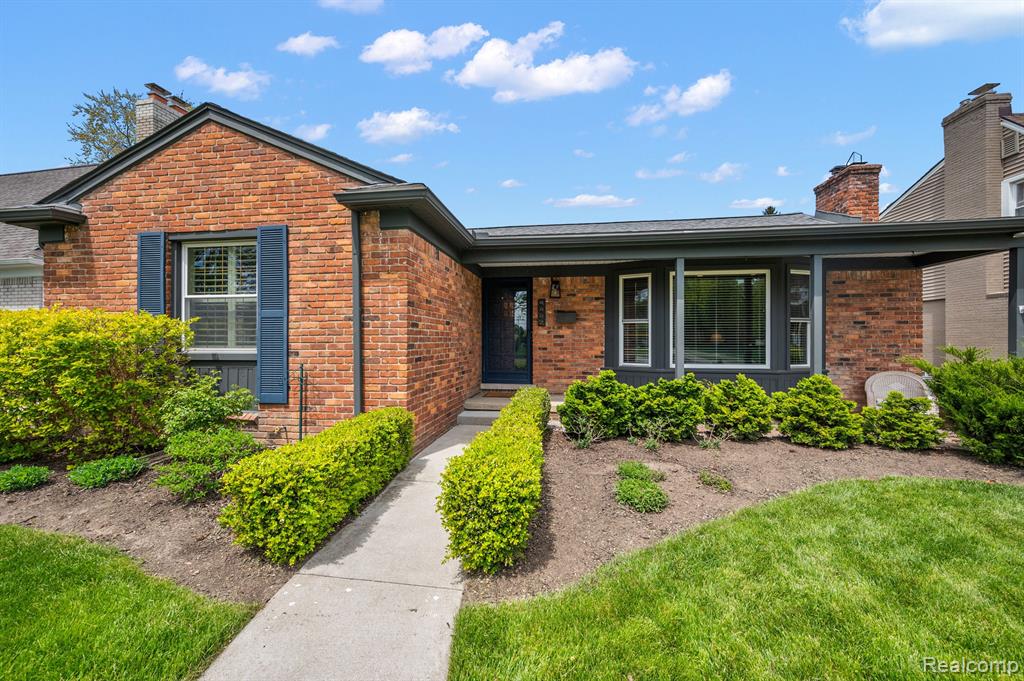 4402 Amherst Road, Royal Oak, MI 48073 — Photo 2