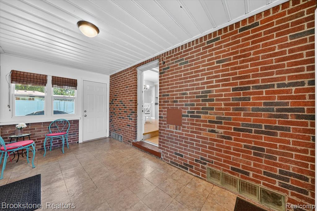 23784 Linne Street, Clinton Twp, MI 48035 — Photo 37