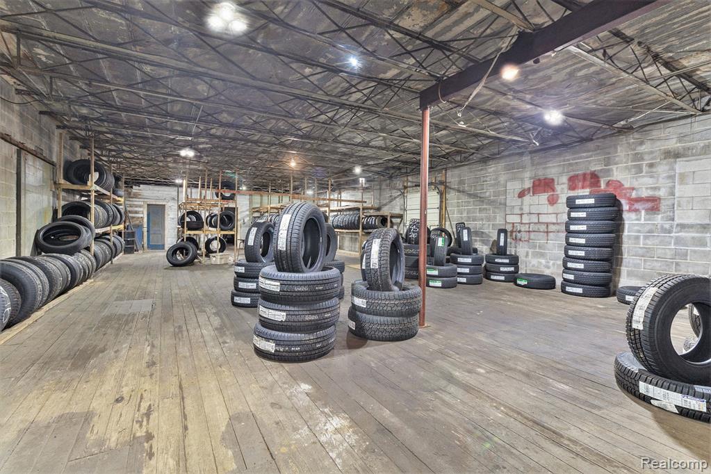 G-4112 S DORT Highway, Burton, MI 48507 — Photo 12