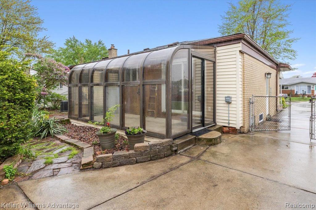 6948 FAIRFIELD Street, Garden City, MI — Photo 6