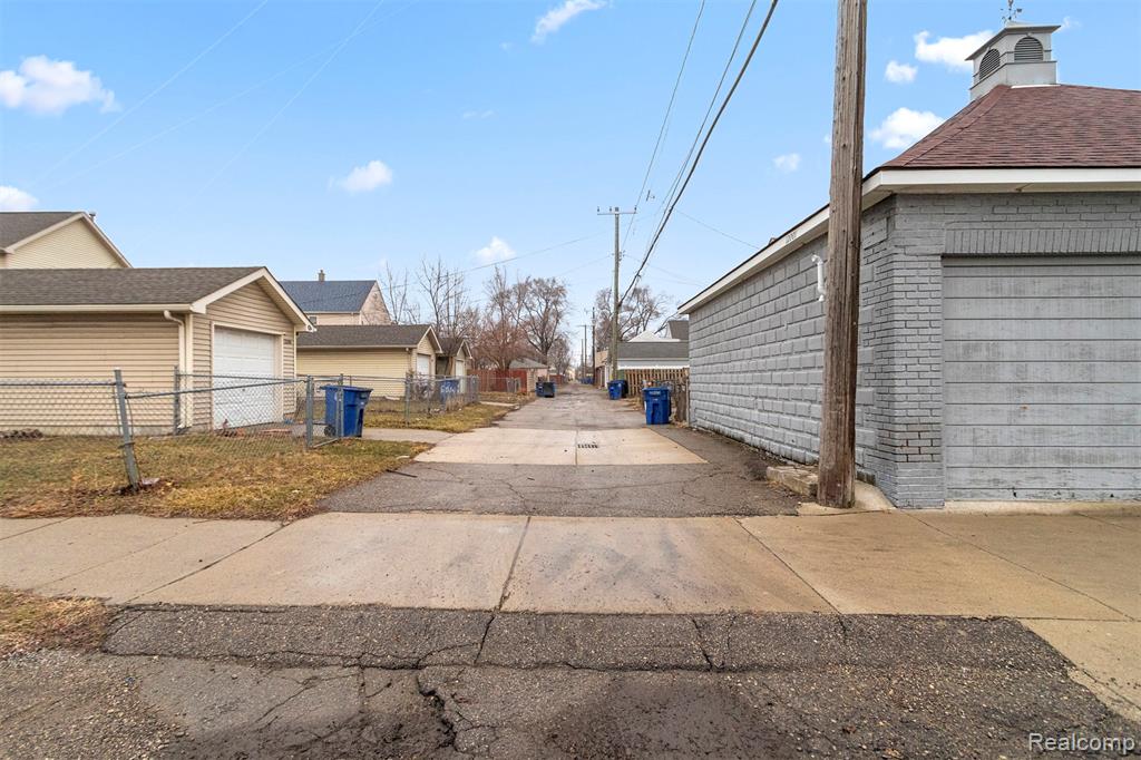 12001 Saint Aubin Street, Hamtramck, MI 48212 — Photo 51