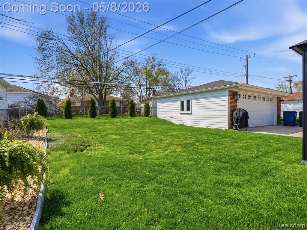 7911 Beatrice, Westland, MI — Photo 3