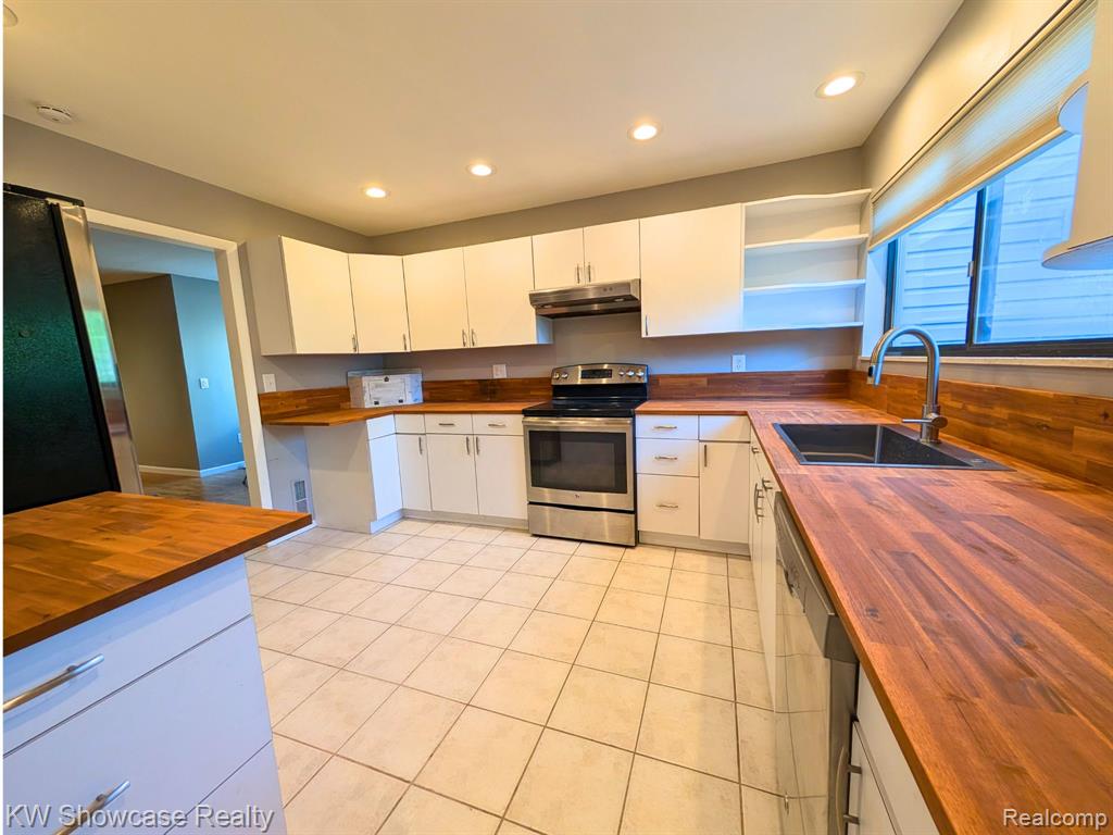 6164 Palomino Court, West Bloomfield, MI — Photo 8