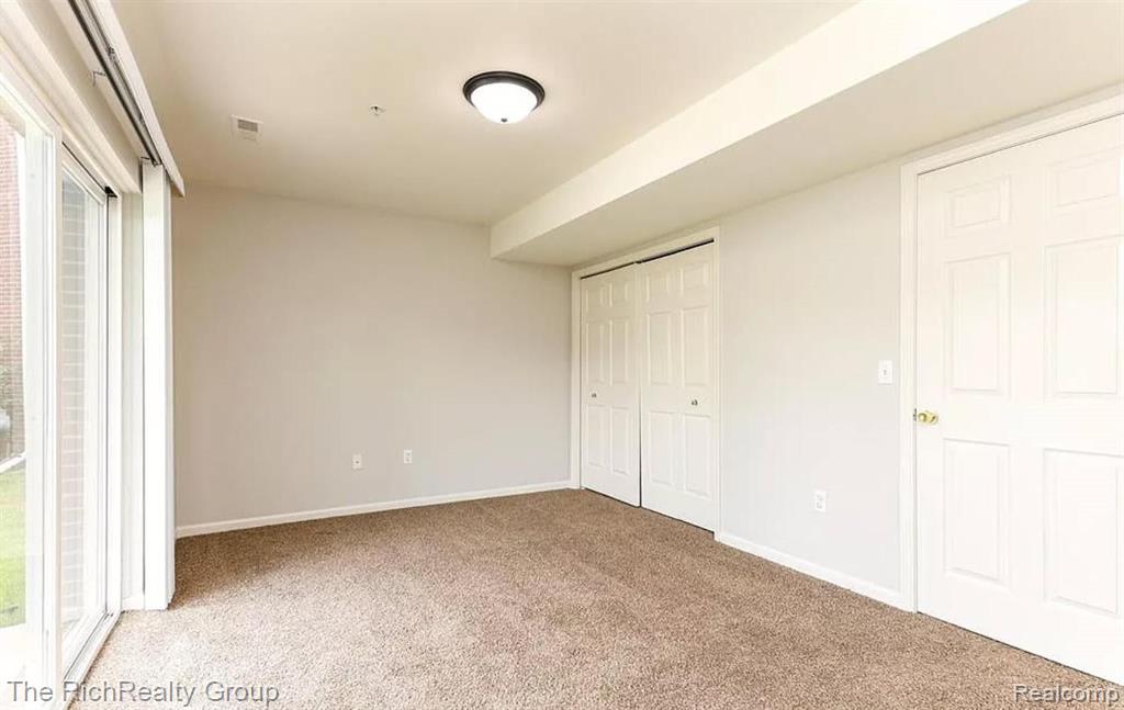 502 CHERRY ORCHARD Road, Canton, MI 48188 — Photo 27