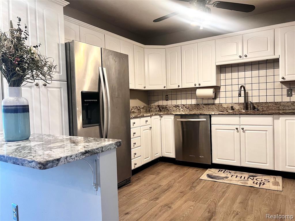 35467 Heritage Lane, Farmington, MI 48335 — Photo 5