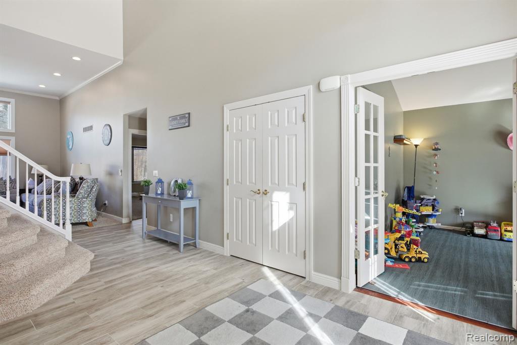 1275 Hendrie, Canton, MI 48187 — Photo 10