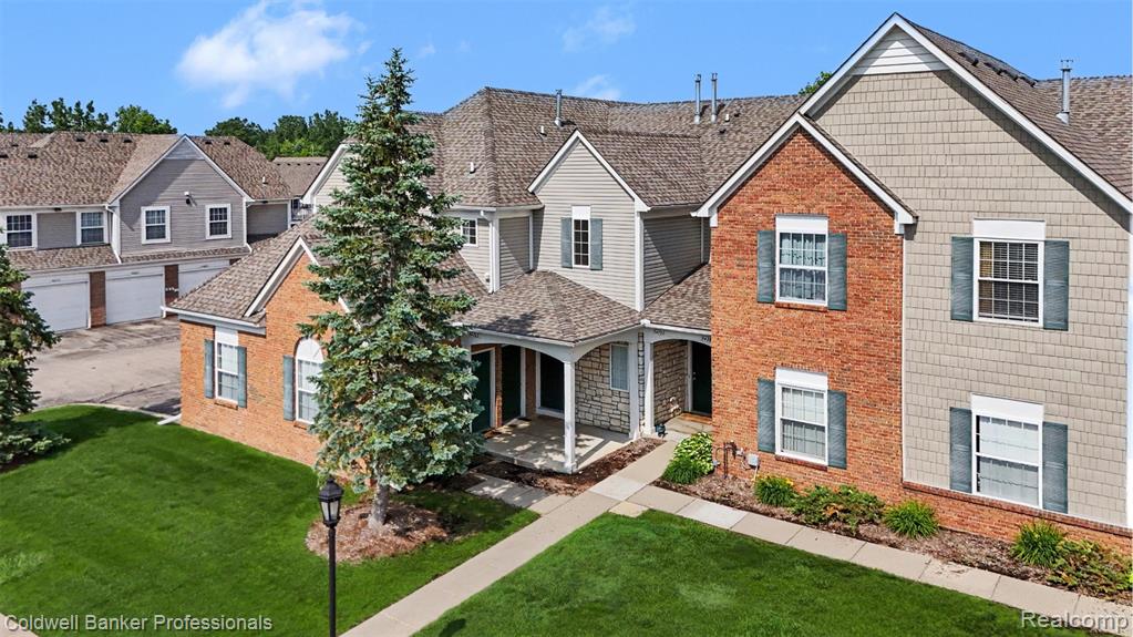 54762 Monarch Drive, Utica, MI 48316 — Photo 2