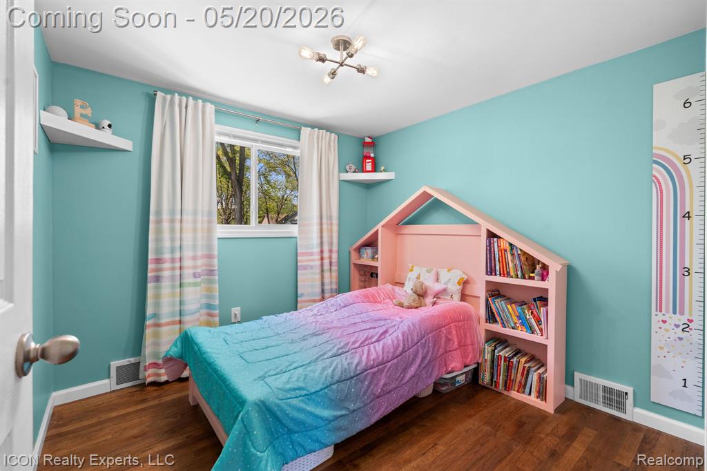 23516 Kim Drive, Clinton Twp, MI 48035 — Photo 28