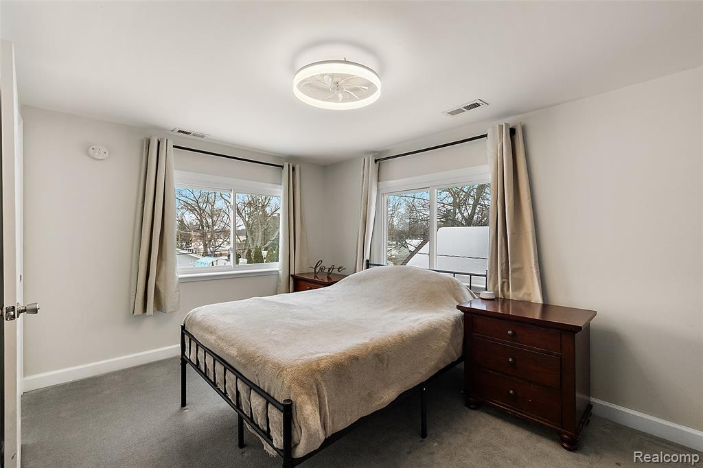 4755 Forest Avenue, Waterford, MI 48328 — Photo 41