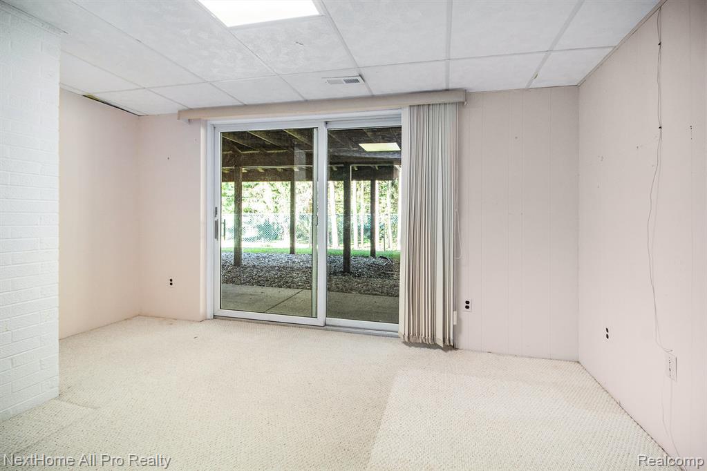 7195 Curtis Road, Northville, MI 48168 — Photo 48