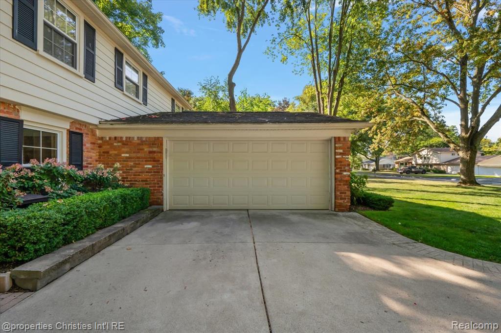 31462 Waltham Road, Beverly Hills, MI 48025 — Photo 36