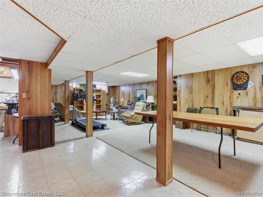 6766 Vernmoor Drive, Troy, MI 48098 — Photo 33