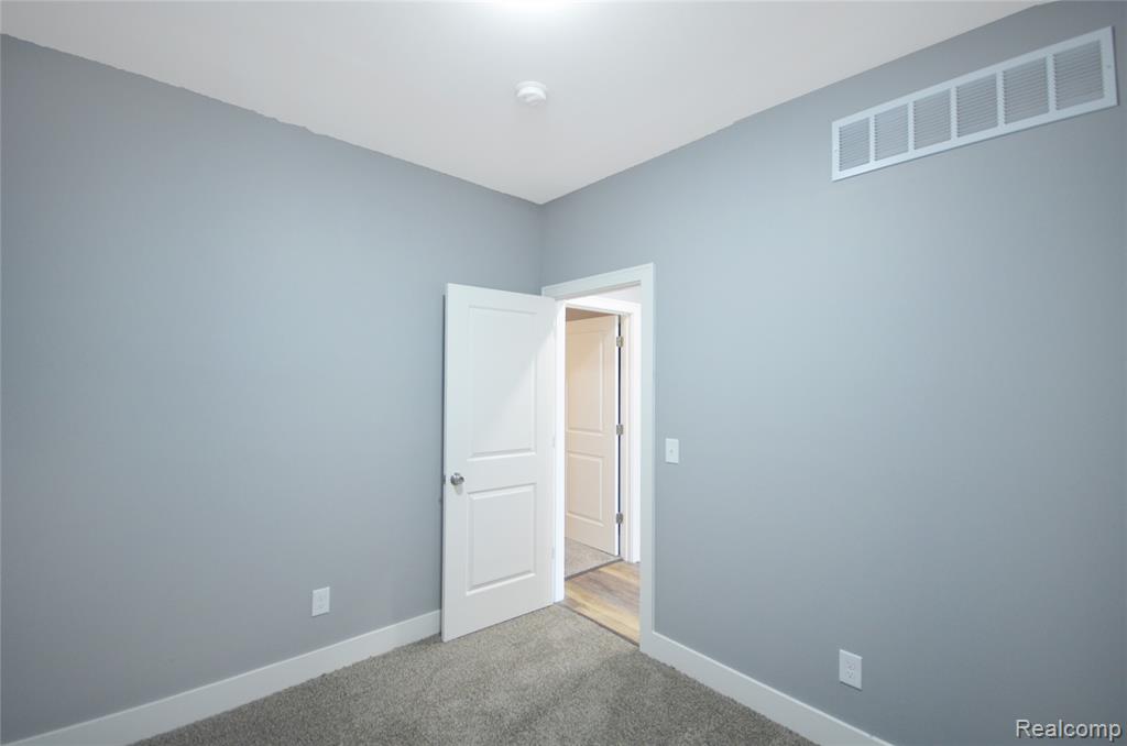 2253 Gladstone Street, Detroit, MI 48206 — Photo 16
