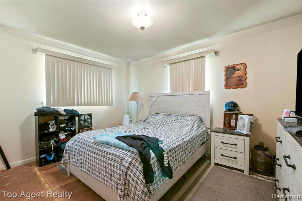 54951 Ridge Road, New Baltimore, MI 48047 — Photo 31
