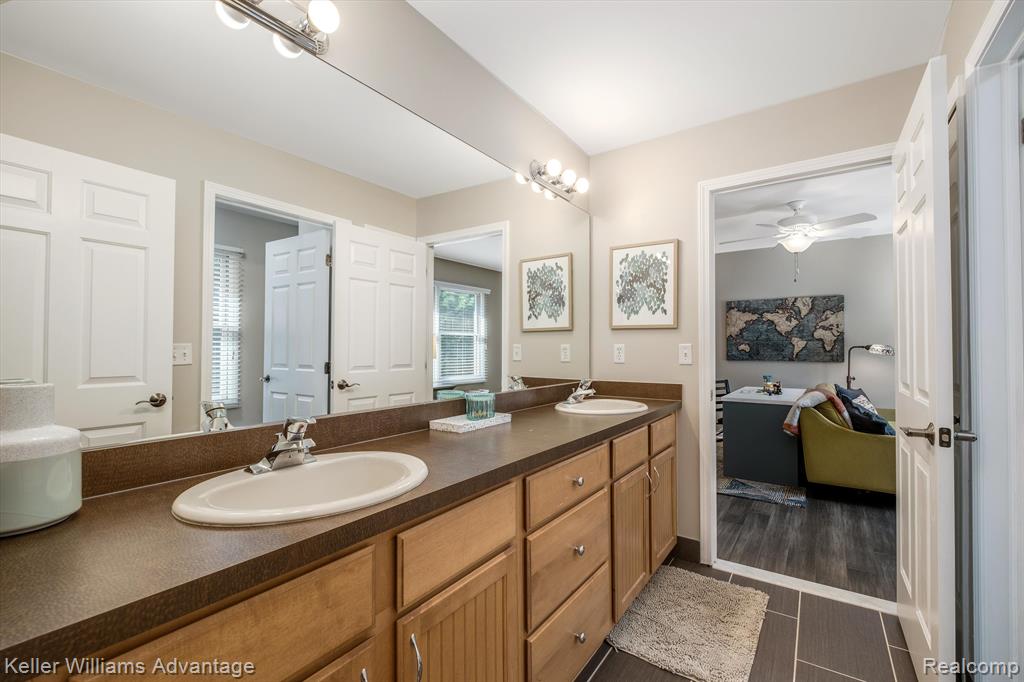 15780 CRYSTAL DOWNS E, Northville, MI 48168 — Photo 35
