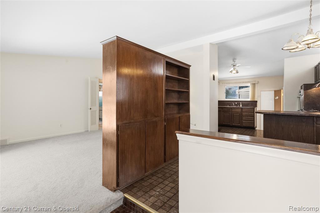 7479 N Charlesworth Street, Dearborn Heights, MI 48127 — Photo 6
