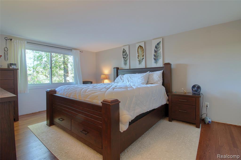 8650 Buffalo Drive, Commerce Twp, MI 48382 — Photo 15