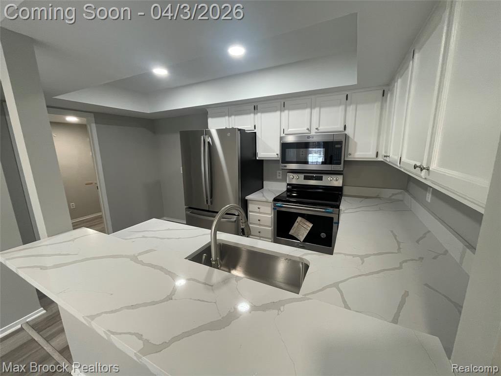 6600 Bellows Court, West Bloomfield, MI — Photo 7