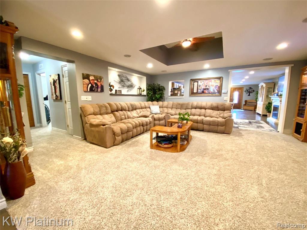 5161 Parker Road, Fort Gratiot, MI 48059 — Photo 10