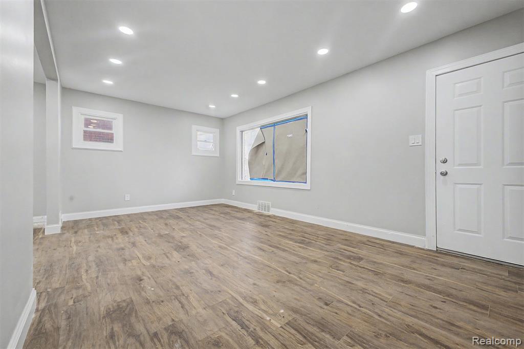 11419 Abington Avenue, Detroit, MI 48227 — Photo 3