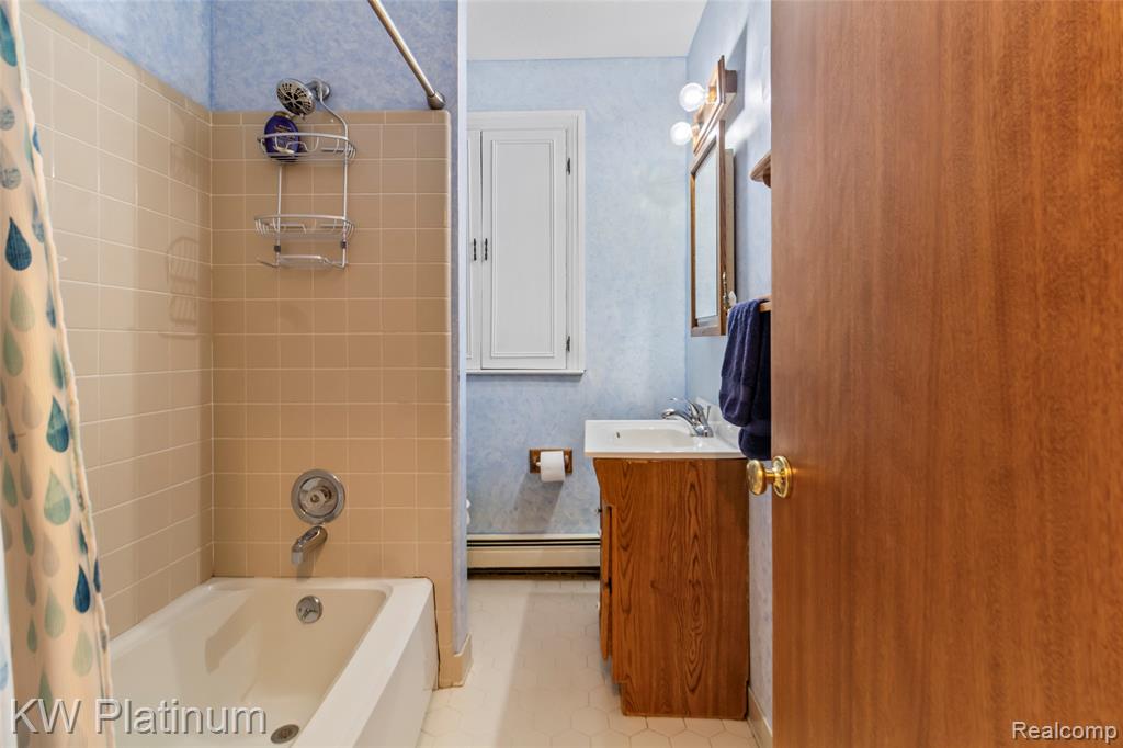 7811 Alexandria Drive, Ira, MI — Photo 27