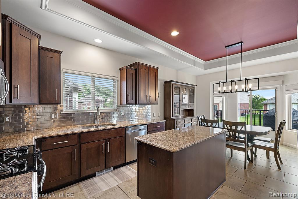43601 SCAUP Lane, Clinton Twp, MI 48038 — Photo 13