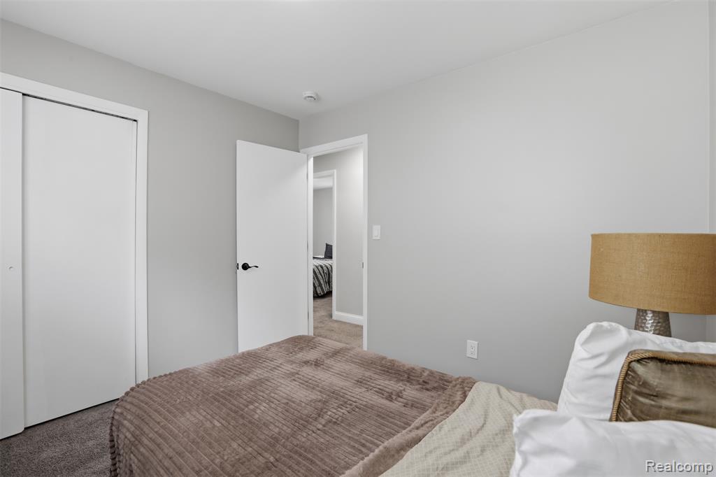 15534 Dixie, Redford, MI 48239 — Photo 12