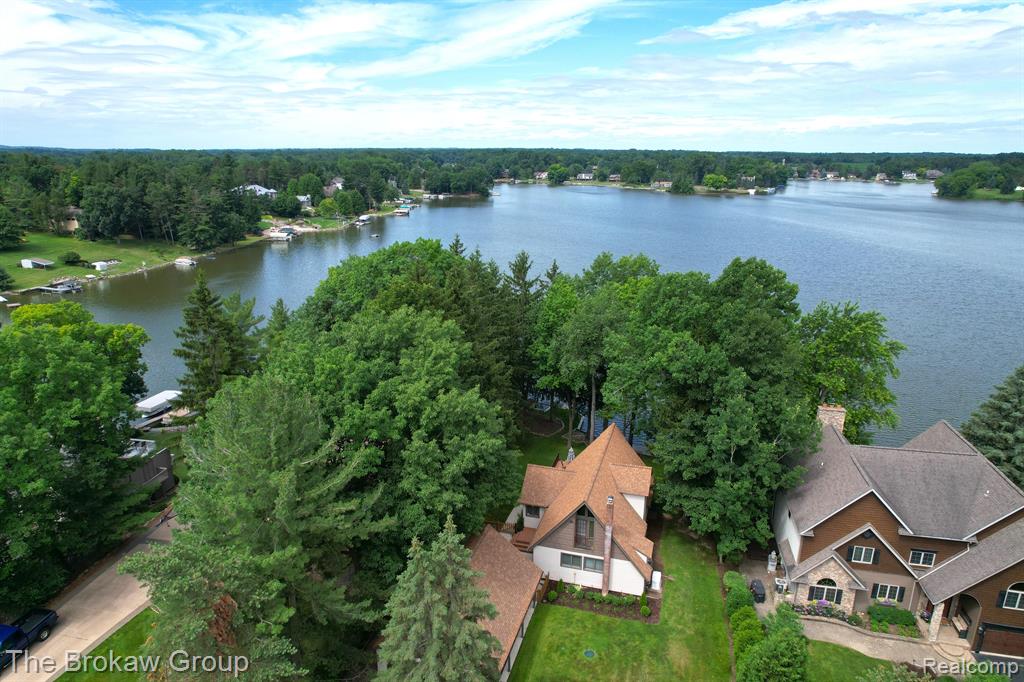 3032 WOODLAND Drive, Metamora, MI 48455 — Photo 5