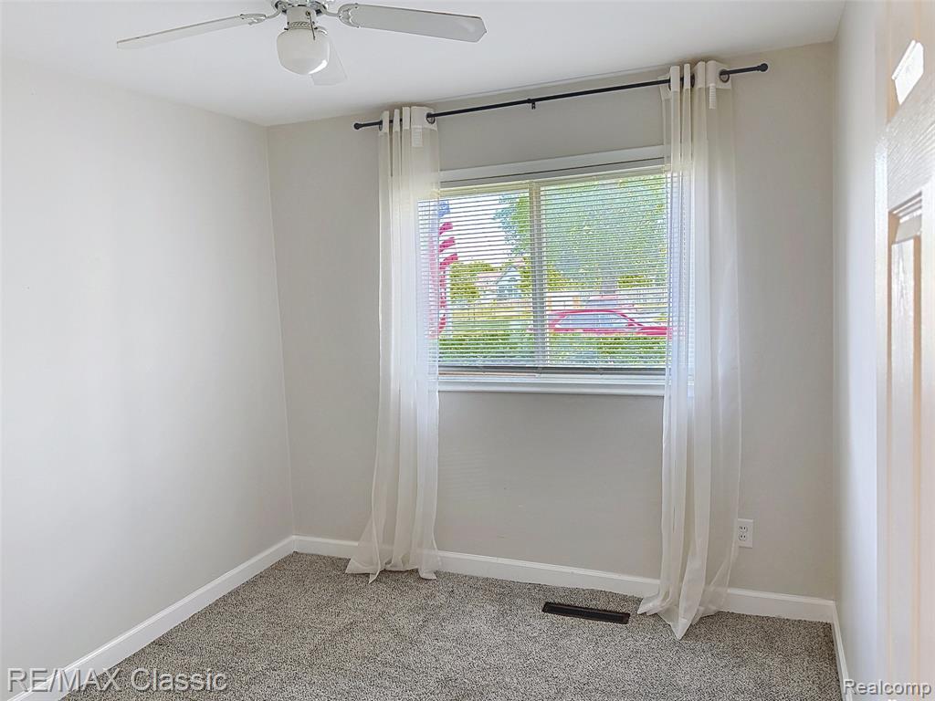 1203 Gilman Street, Garden City, MI — Photo 10