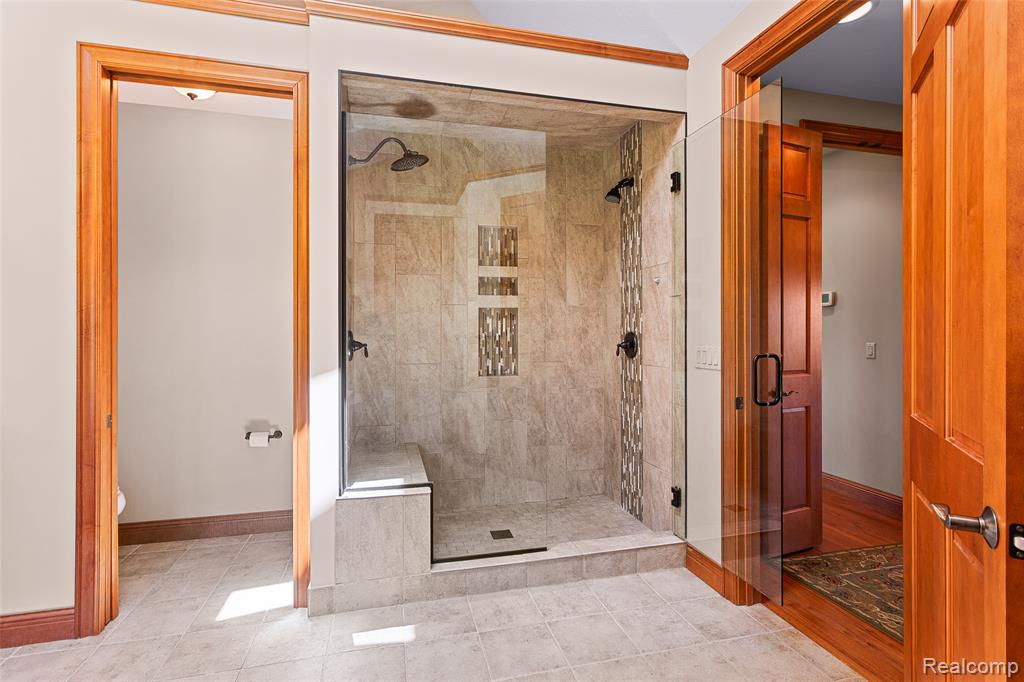 13733 Crooked Creek Lane, Carleton, MI 48117 — Photo 17