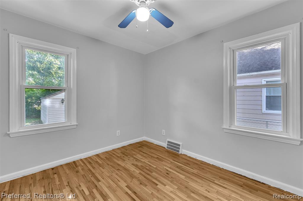 9624 Columbia, Redford, MI 48239 — Photo 20