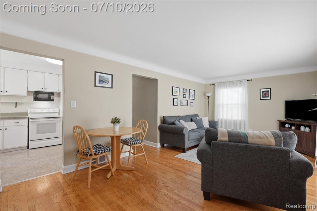 4108 Edgar Avenue, Royal Oak, MI 48073 — Photo 8
