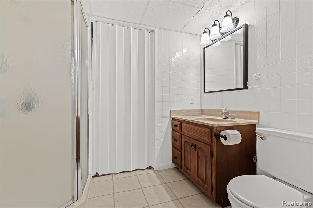 9248 HARTLAND Road, Fenton, MI 48430 — Photo 23
