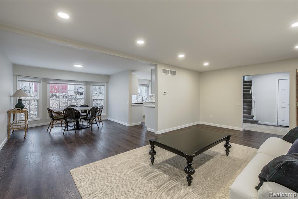 775 Basswood Drive, Rochester Hills, MI 48309 — Photo 4