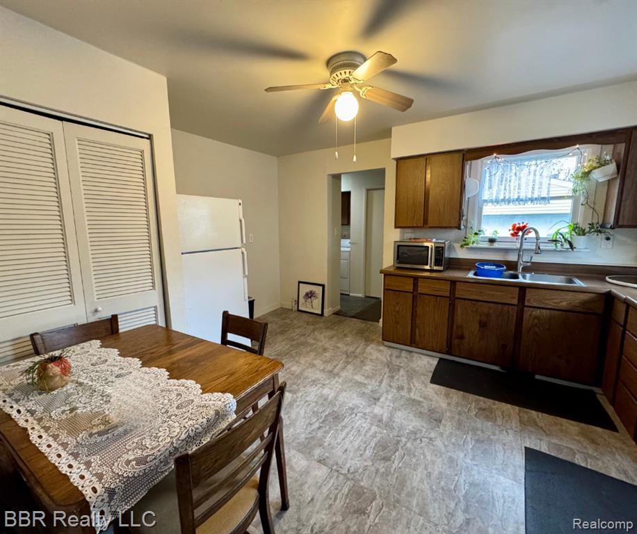 1218 LEXINGTON Parkway, Ypsilanti, MI 48198 — Photo 11