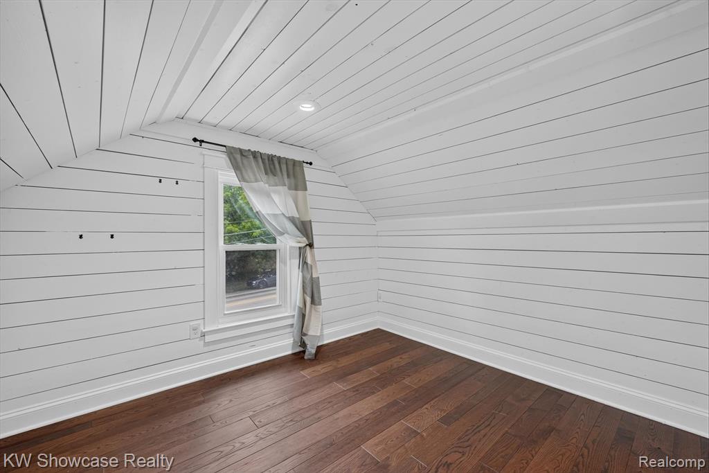 407 Broadway, Davisburg, MI 48350 — Photo 26