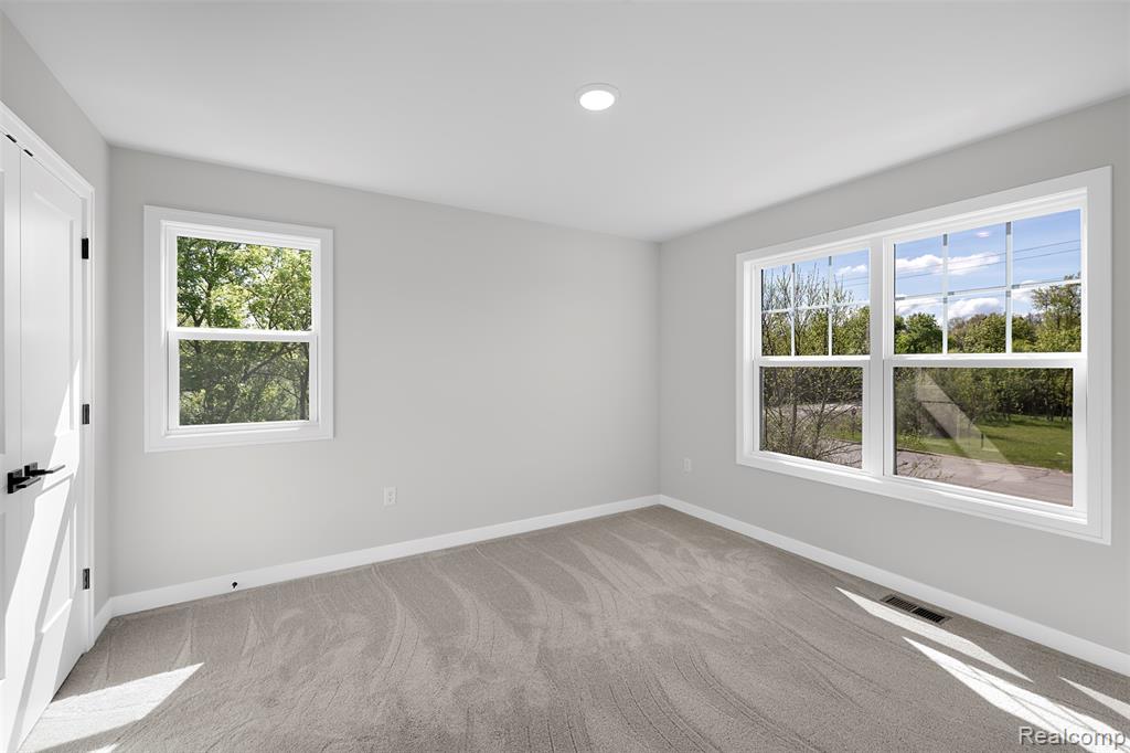 8977 Acacia Trail, Pinckney, MI 48169 — Photo 9