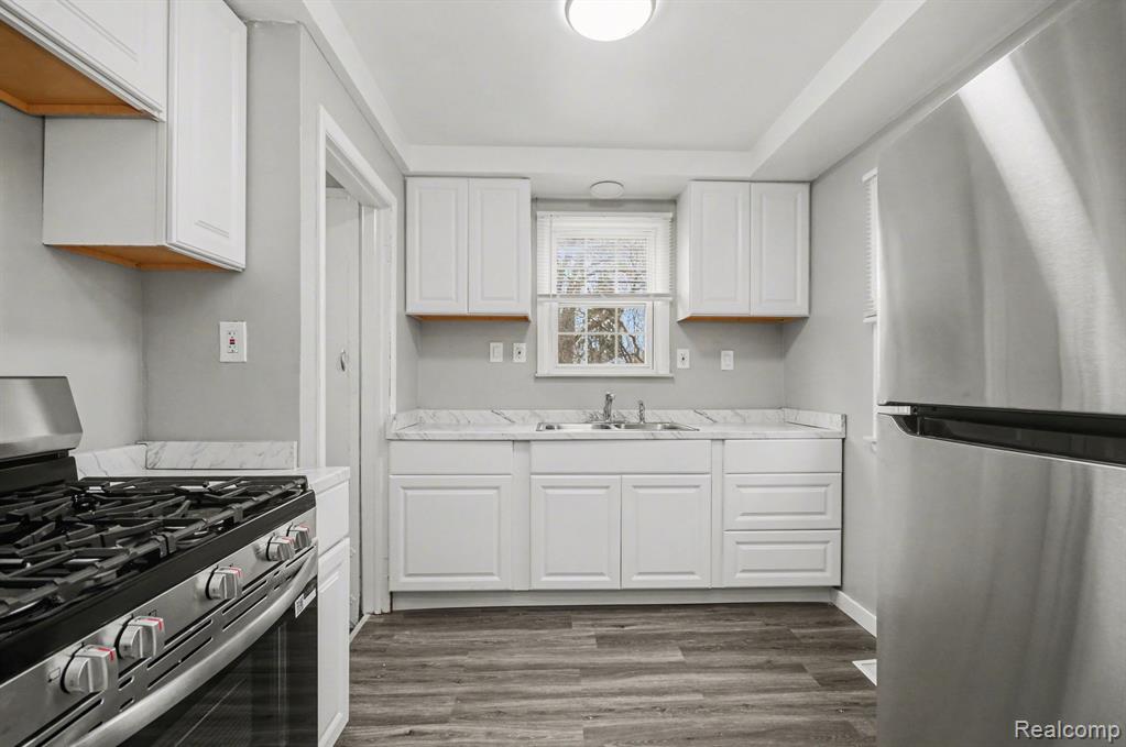 24274 Shakespeare Avenue, Eastpointe, MI 48021 — Photo 14