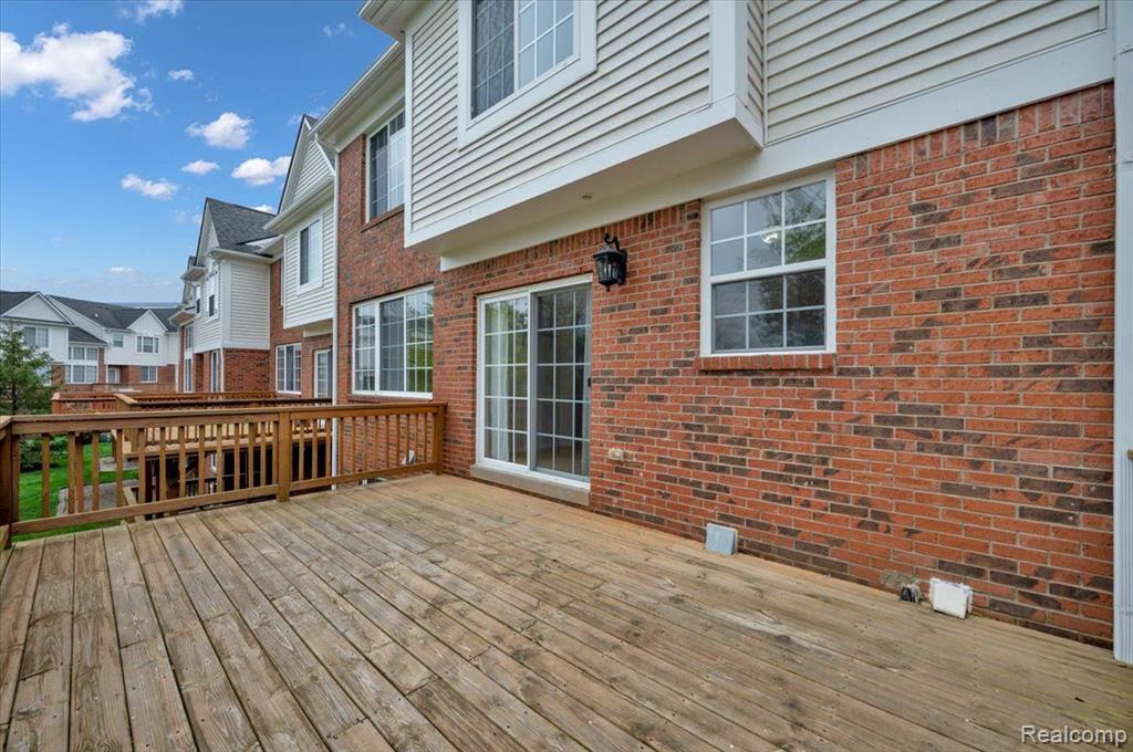 41868 YEATS Drive, Novi, MI 48377 — Photo 5