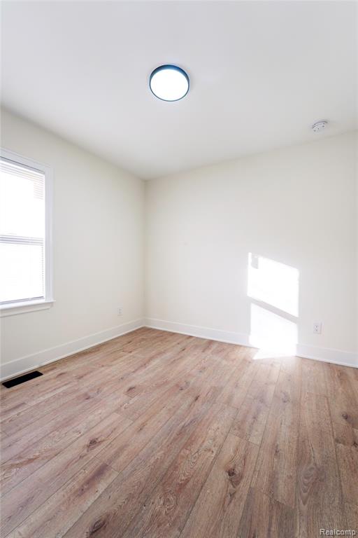 8659 Essex Avenue, Warren, MI 48089 — Photo 22