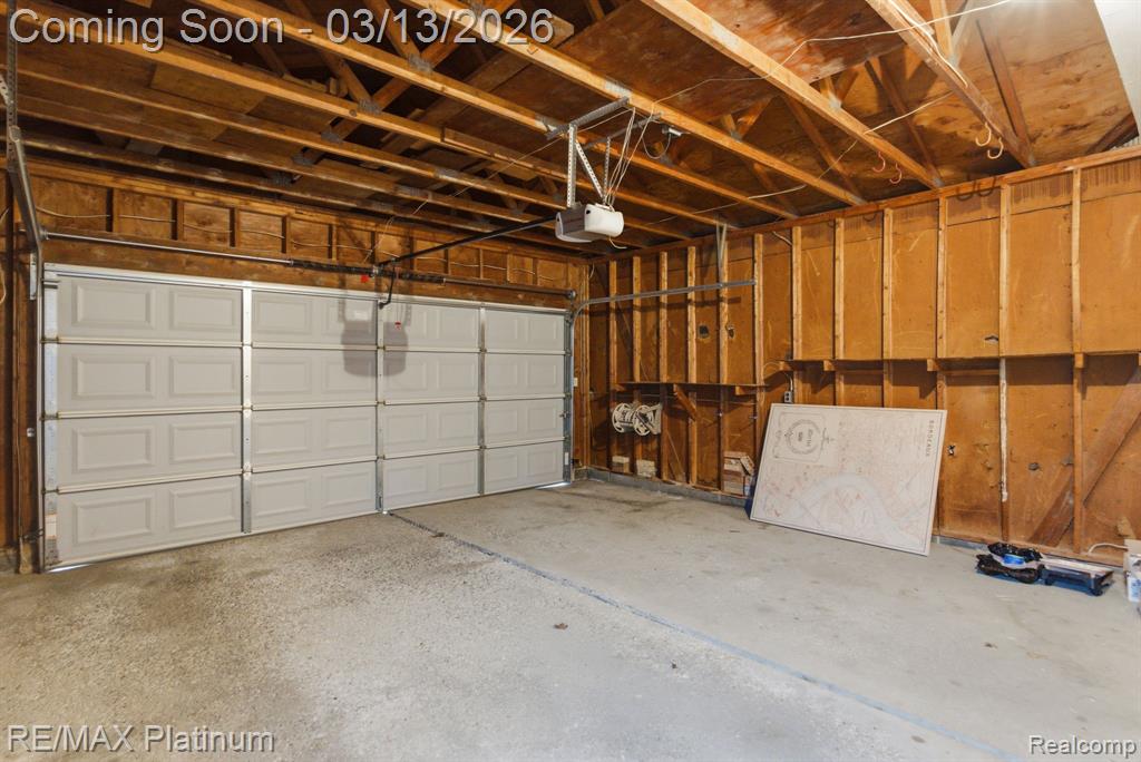 834 Abbey Lane, Milford, MI 48381 — Photo 28